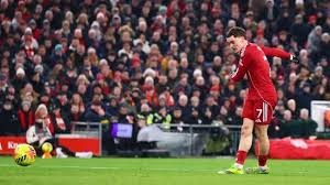 詹皇爆发！暂停时斜眼怒瞪队友，连东契奇都撑不住，顿宝更难忍受？